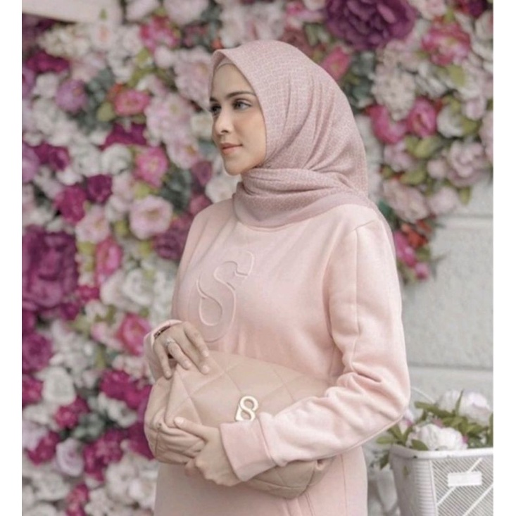 Sweatshirt Audrey Buttonscarves sz L