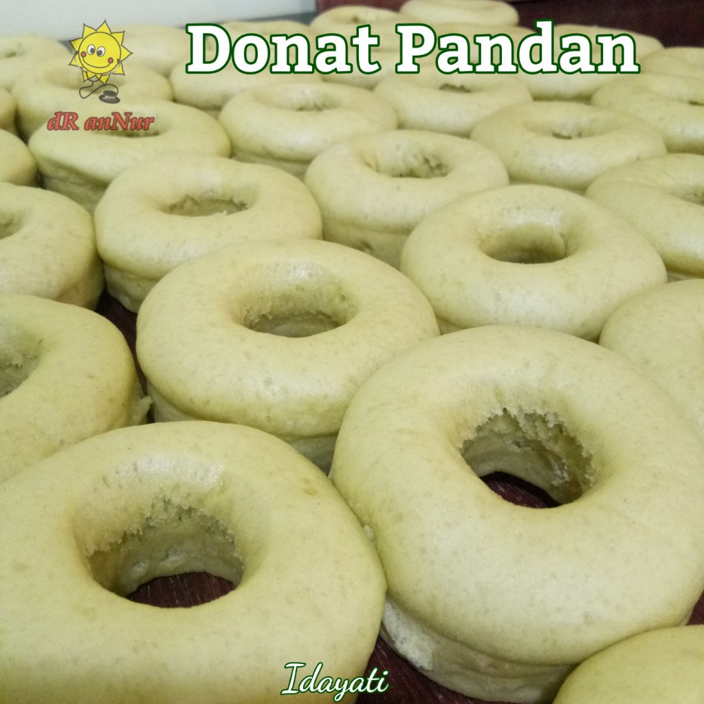 

Donat kentang pandan