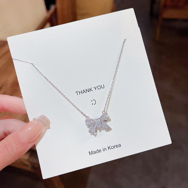 XiaoboACC Kalung Rantai Titanium Steel Liontin Pita Hias Zircon Ukuran Untuk Wanita - 38CM + 6CM