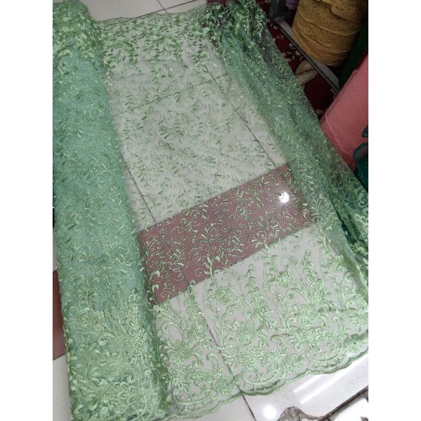 Kain Tile Akar Pinggiran/Akar Mutiara/Sorousky/Bahan Kebaya