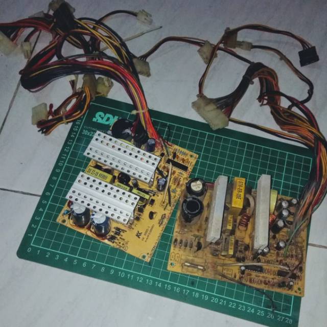 PCB PCU komputer campur