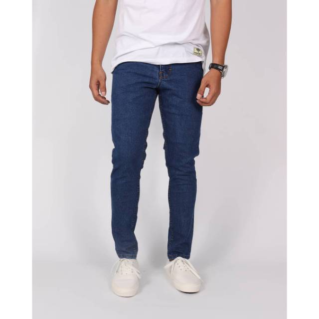 Celana panjang skinny jeans