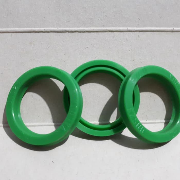 SEAL HYDRAULIC UHS 26 33 5 PU . UHS 26 x 33 X 5 PU