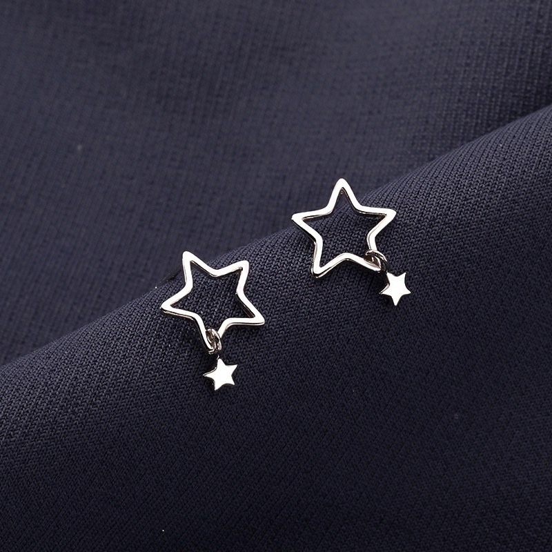 Gaya Korea Hollow Star Stud Earrings untuk Wanita Pola Geometri Bintang Anting Pendek Anting Telinga