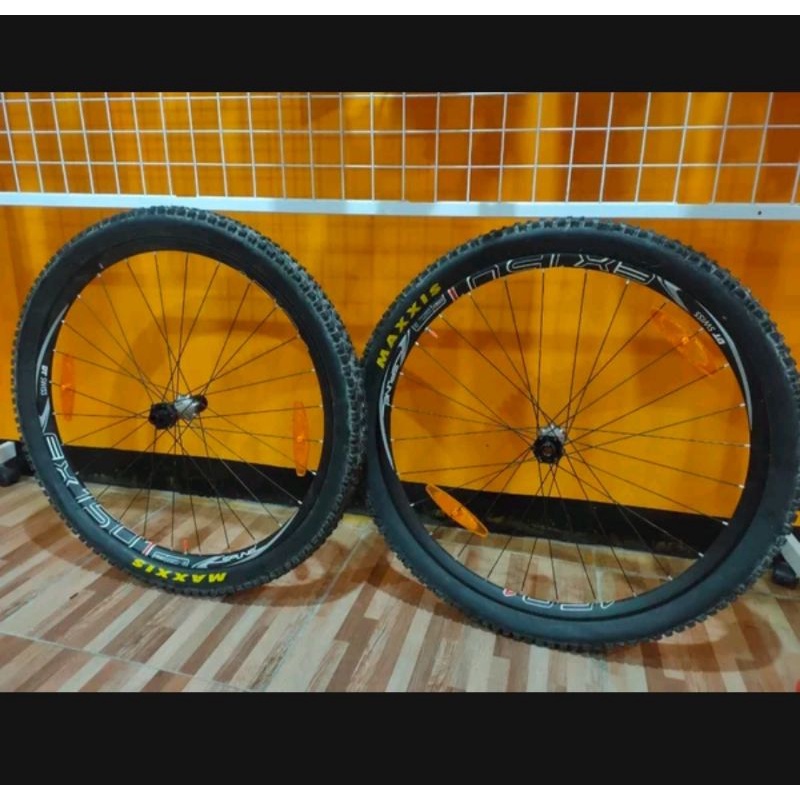 WHEELSET DT-SWISS EX1501 spline 27.5inch with TIRE MAXXIS