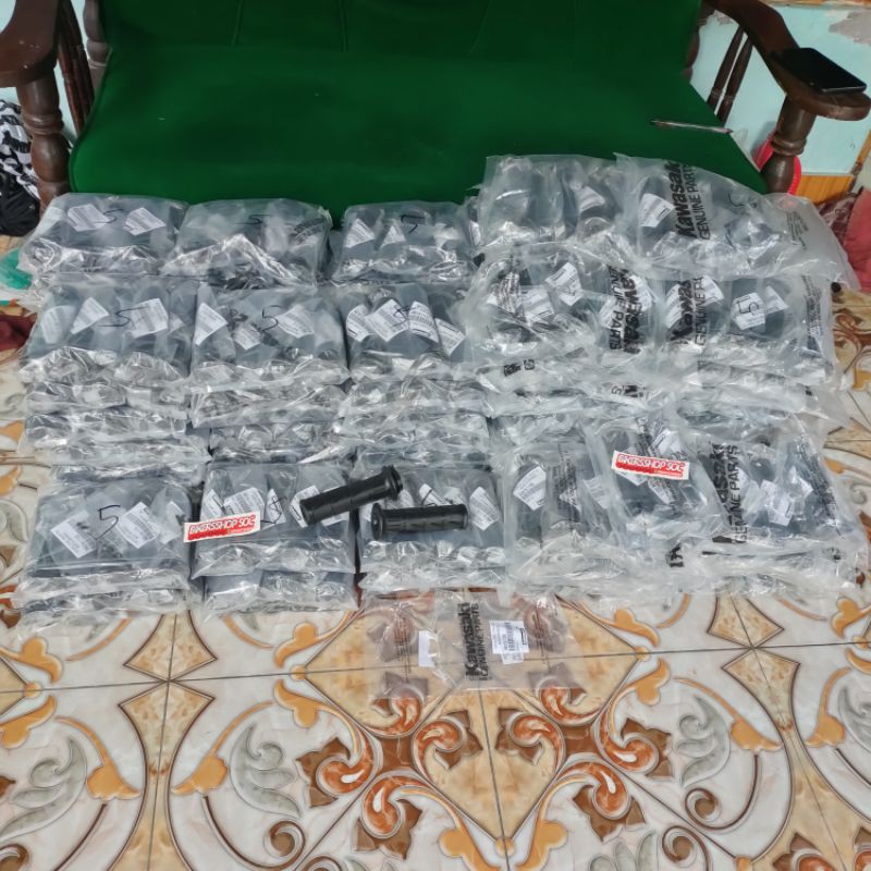 handgrip Kaze original Kawasaki baru