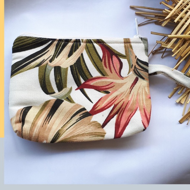 

Pouch Tempat Pensil Motif Tropical Sovenir Pernikahan