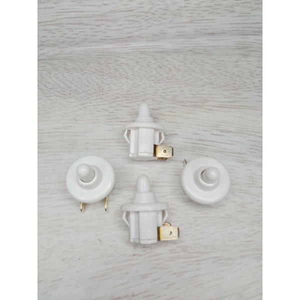 Switch pintu kulkas Sharp Original