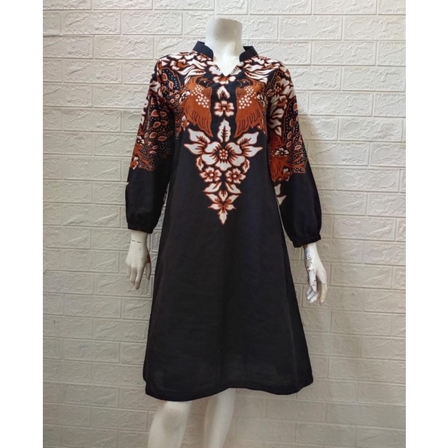 Dress kantor batik modern warna sogan dasar hitam coklat