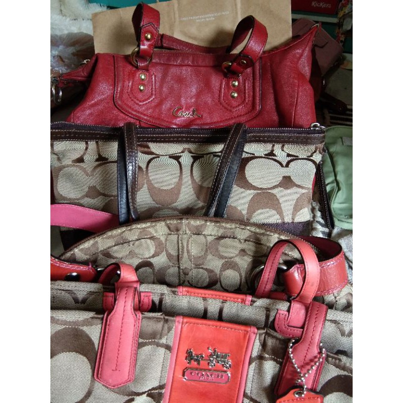 tas second branded coach