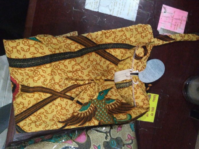 Atasan Batik Dolby Dolbi Dobby Doby Tenun Sutra Tulis Halus Katun Atbm Baron ,sarombit Atasan