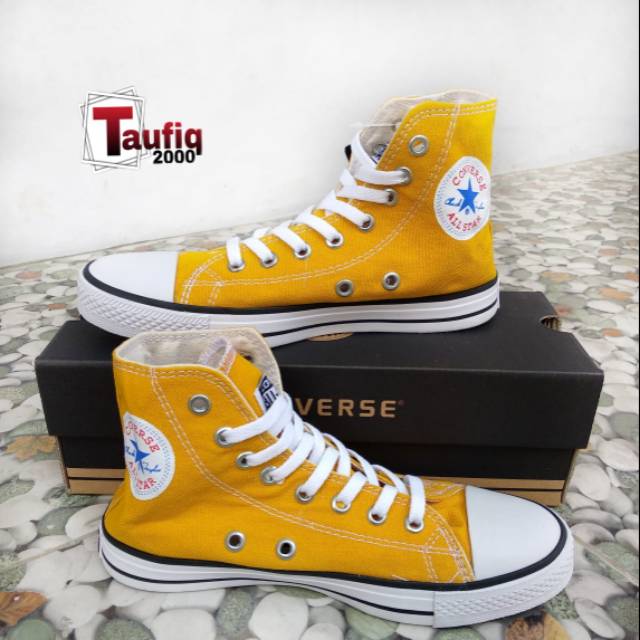 Sepatu  Converse All  Star  Kuning  Tinggi Boot  The Best 