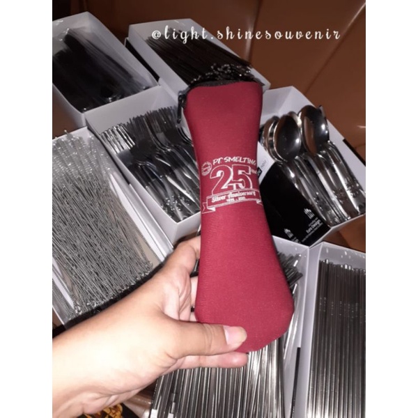 souvenir kantor/ satu set alat makan/ alat minum/ portable (stainless steel)