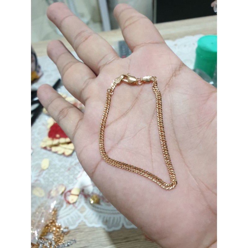 gelang emas susun siri kancing kait