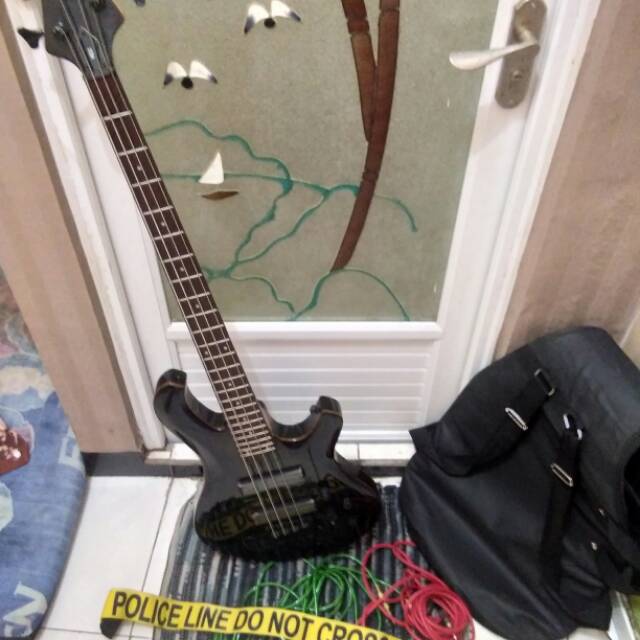Gillmore bass guitar
