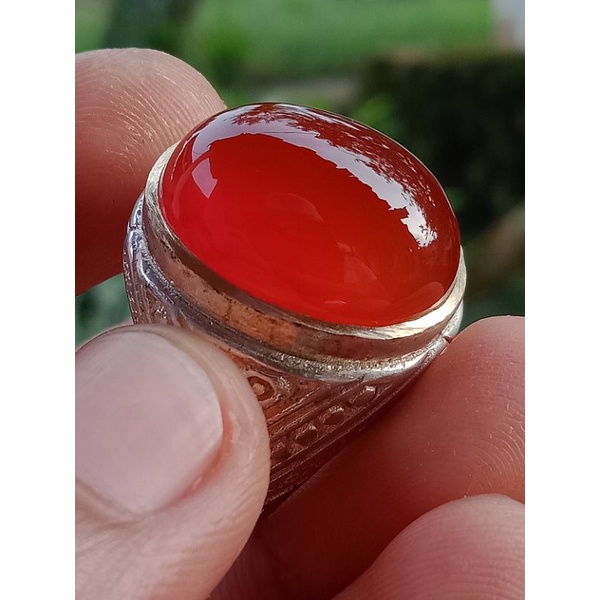 Batu cincin cempaka merah aceh