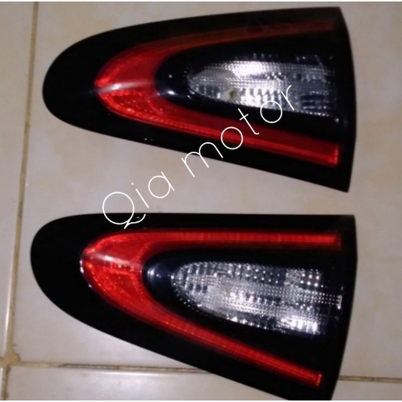 Lampu reflektor bagasi toyota sienta type Q