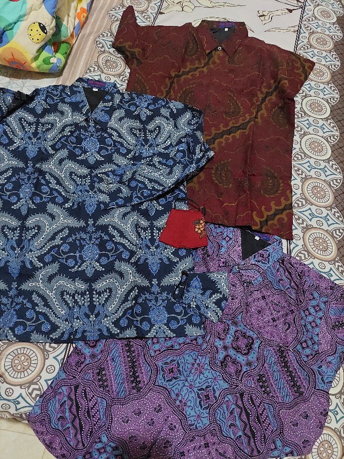 Batik Ndoromesem Lengan Panjang Gembiroloko Katun Halus Baturaden