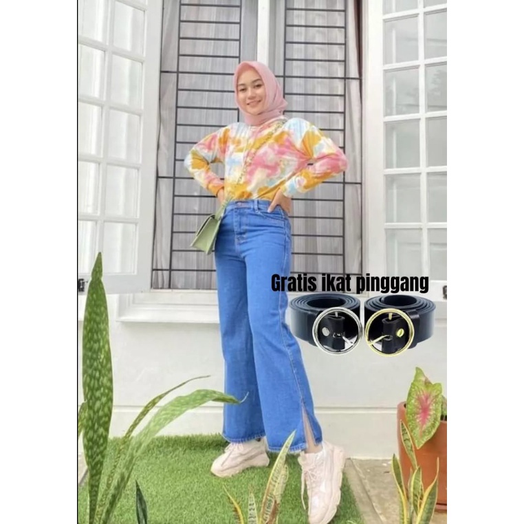 CELANA PANJANG WANITA KULOT JEANS MODEL BELAH SAMPING BAWAHAN JEANS WARNA BIRU MUDA TERBARU 2022 BES