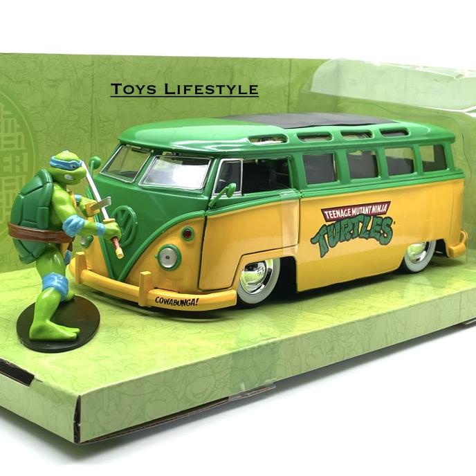 Mobil Jada Diecast Leonardo 1962 Volkswagen Bus 1:24