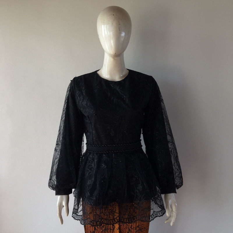 Kebaya hitam/kebaya wisuda/kebaya kondangan hitam