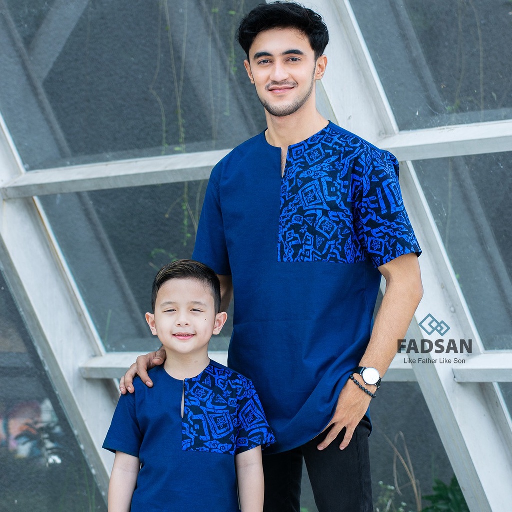 Baju Muslim Couple Ayah Dan Anak Laki Laki Hugo Series Warna Biru Atasan Pria Lengan Pendek Paduan Mix Batik Kemeja Koko Dewasa Cowok Keren Murah Terbaru Kekinian Original Fadsan