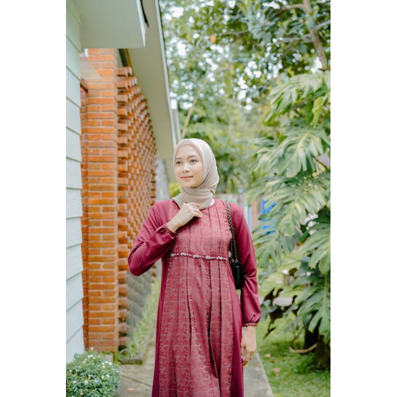 Najma Abaya + Payet by BBC collection