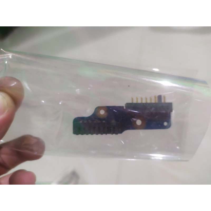 Konektor baterai laptop samsung rc530