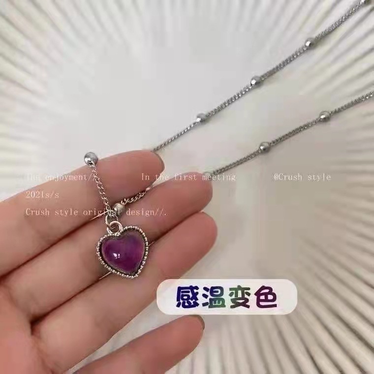 Kalung Rantai Klavikula Hias Liontin Hati Berubah Warna Gaya Korea Untuk Perempuan