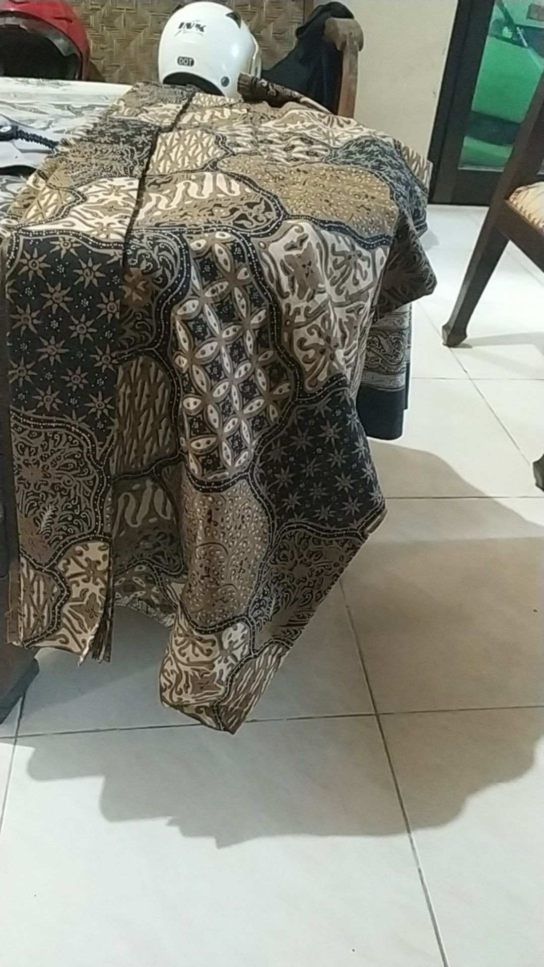 Kain Jarik Batik Solo Motif Sogan Sekar Jagad