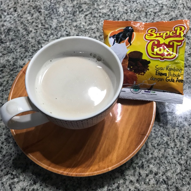 

Susu kambing etawa supergoat