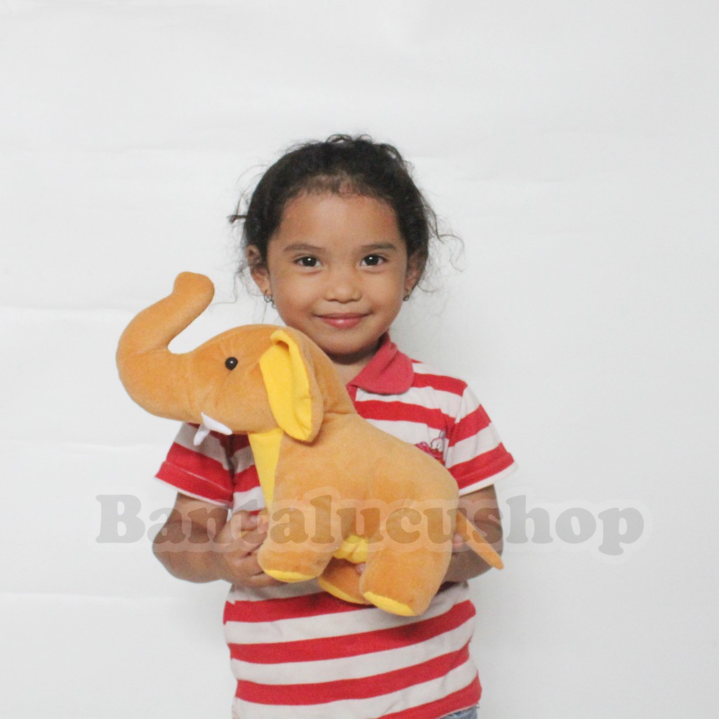 Boneka gajah