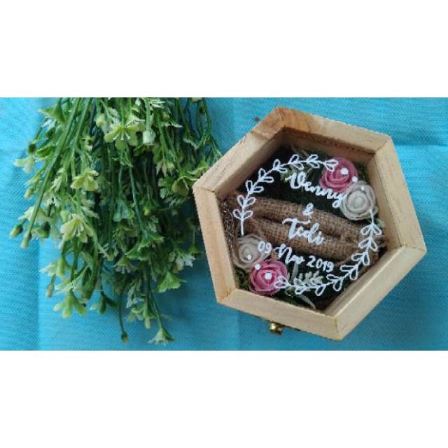 KOTAK CINCIN KAYU RING BOX HEXAGONAL MOSS