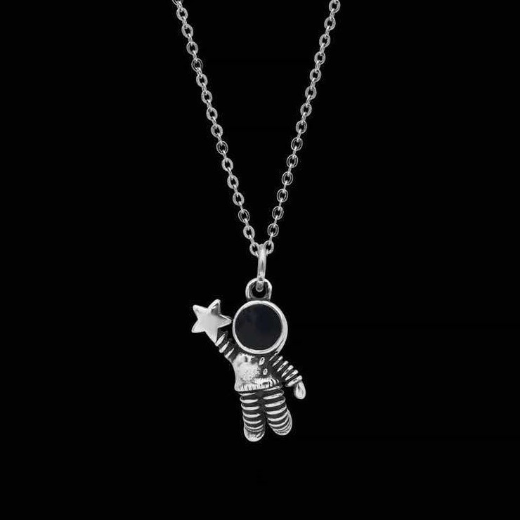 AY(CN) Kalung Rantai Choker Liontin Astronot Warna Silver Untuk Pasangan