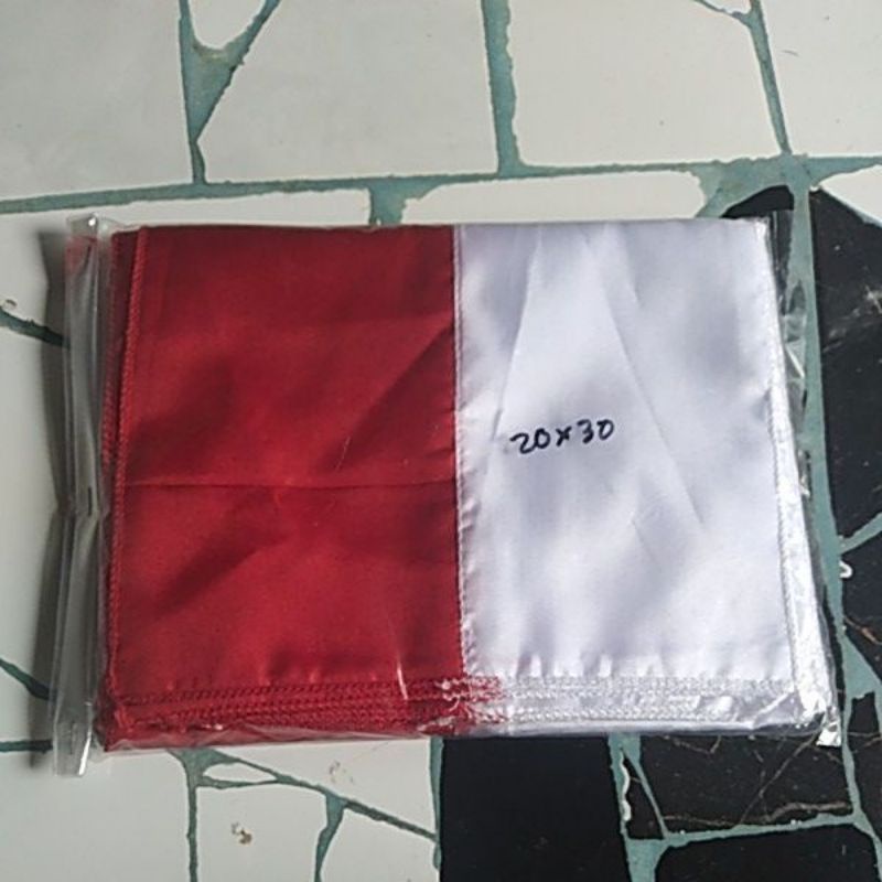 Bendera merah putih 20 biji ukuran 20x30cm