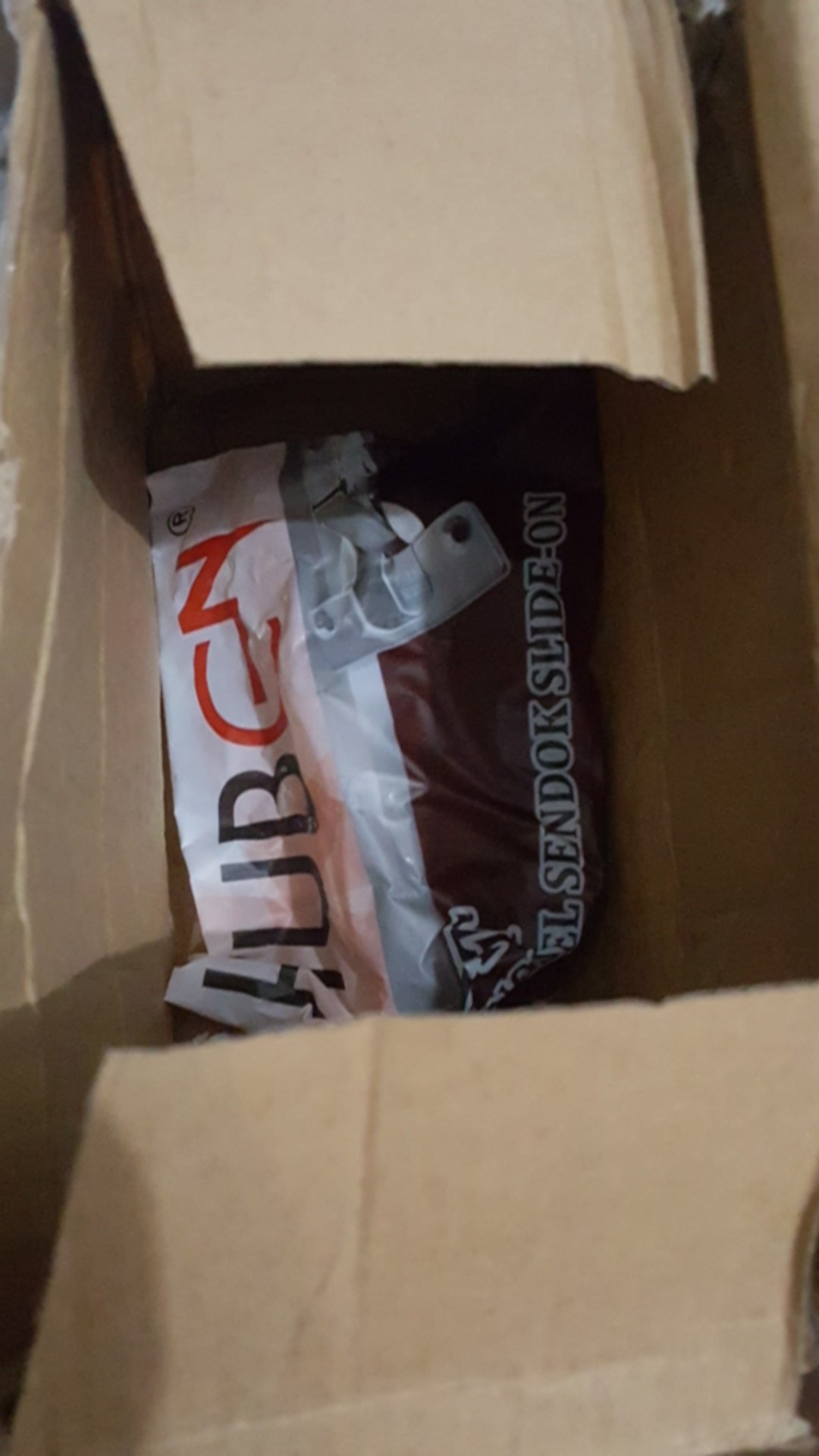 Engsel Sendok Huben Lurus (per Pasang) / Engsel Lemari