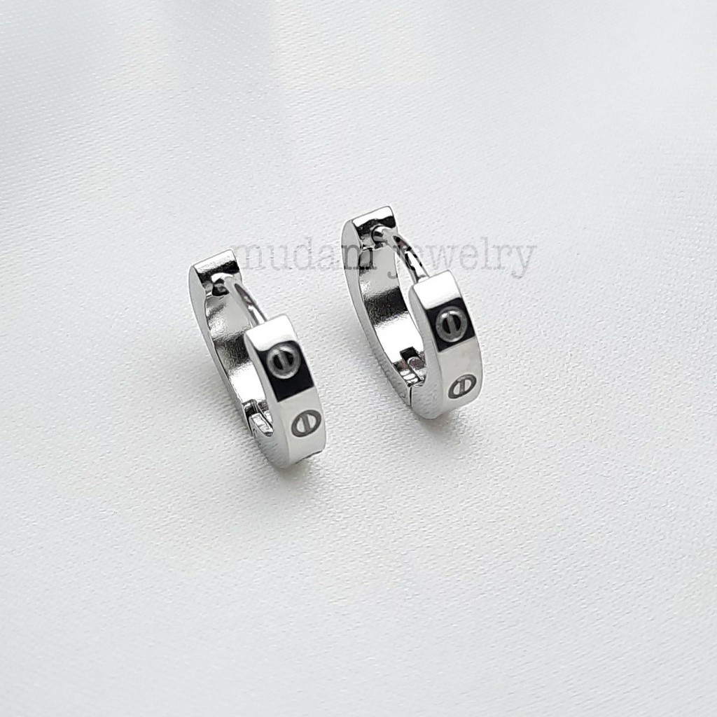 Anting Jepit Titanium  C4tier Polos Dengan Lebar 0,3 cm Untuk Wanita dan Laki-Laki