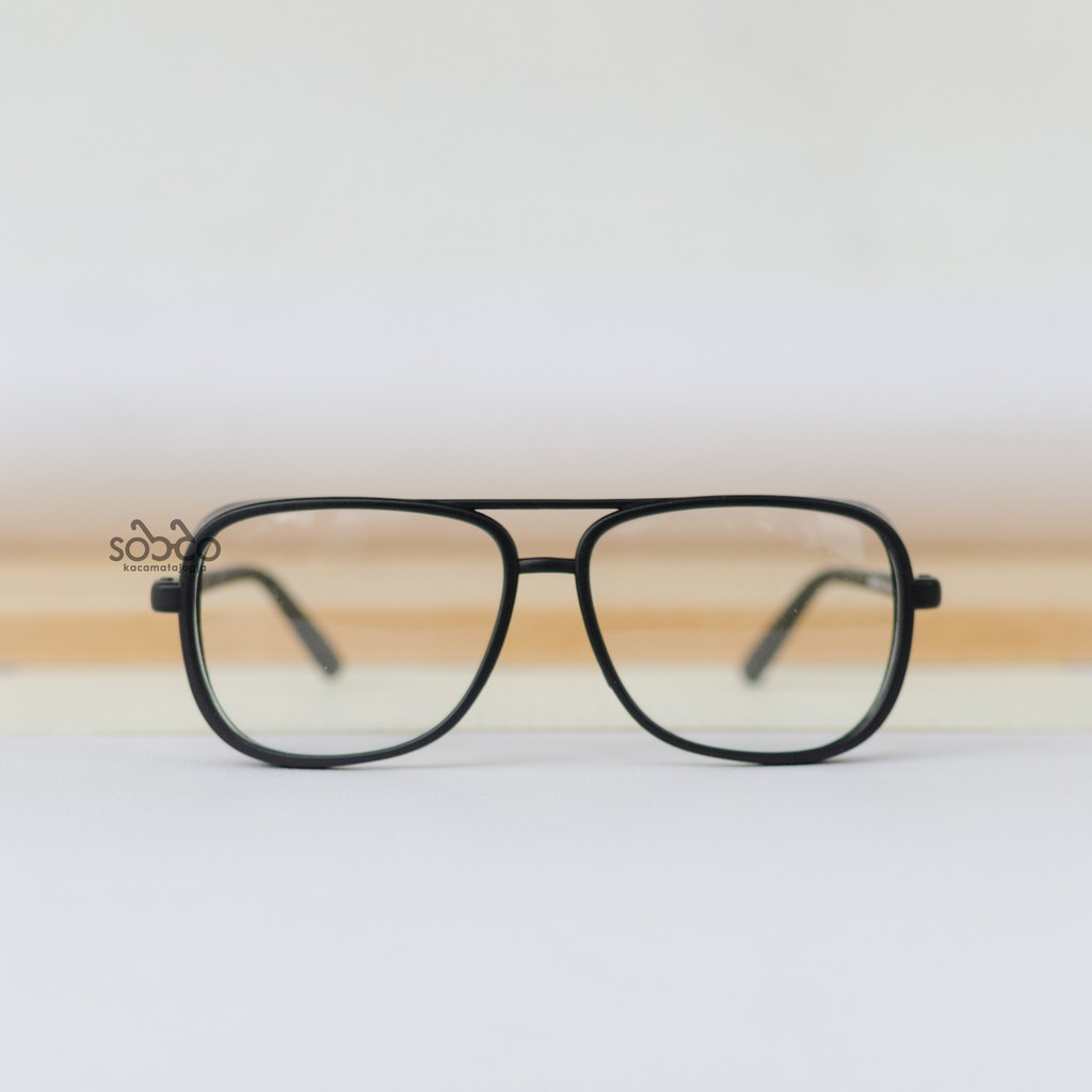 Kacamata Aviator Plastik Solid -Sakutrem 01-