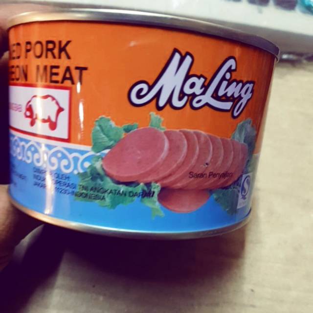 

MALING CANNED Pork LUNCHEON MEAT TTS 397GR