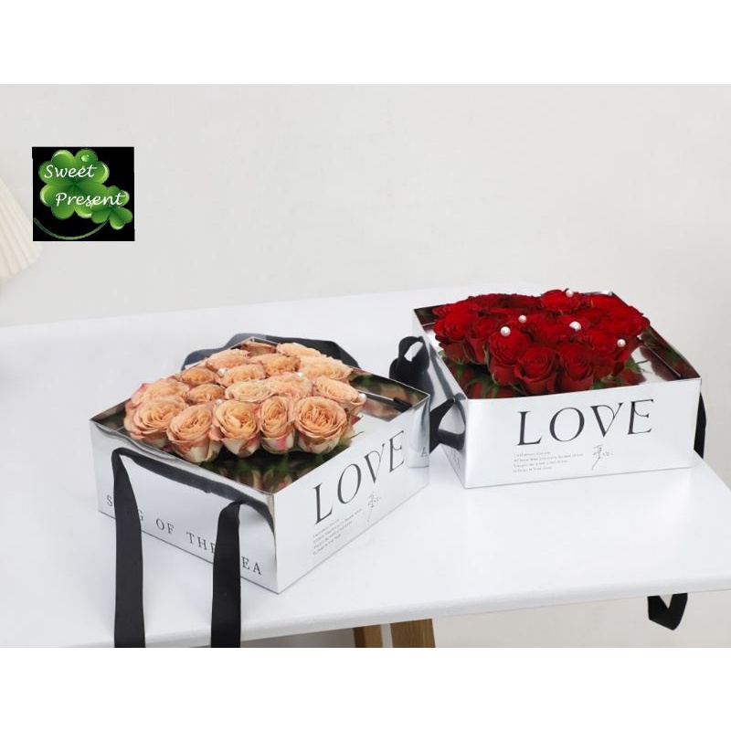 

SQUARE SILVER MAGIC BLOOMBOX TULISAN LOVE / FLOWER BOX/KOTAK BUNGA / KOTAK KERAJINAN REALFOOD /HBD /