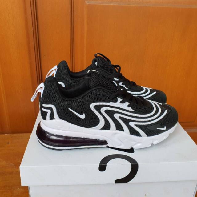 nike 270 react eng black and white