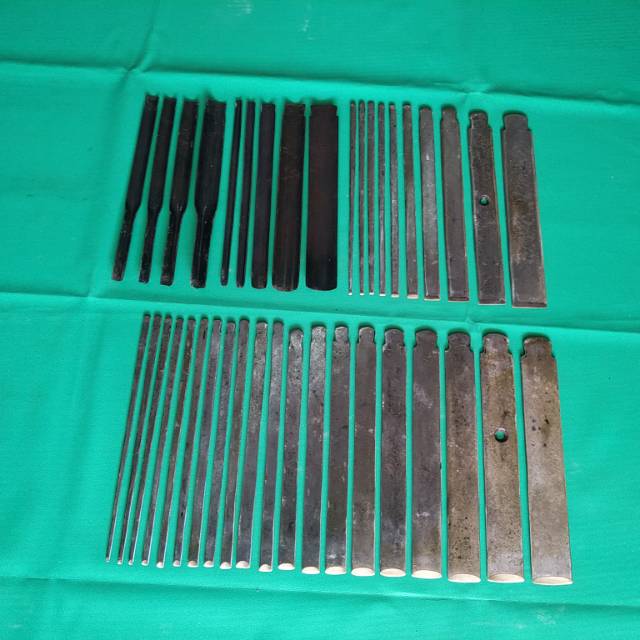 Pahat ukir kayu baja putih kualitas super premium 39pcs