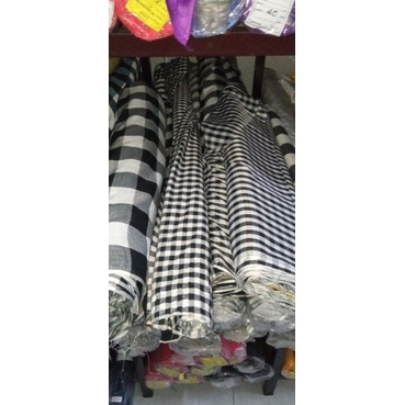 kain poleng kotak hitam putih Bali permeter