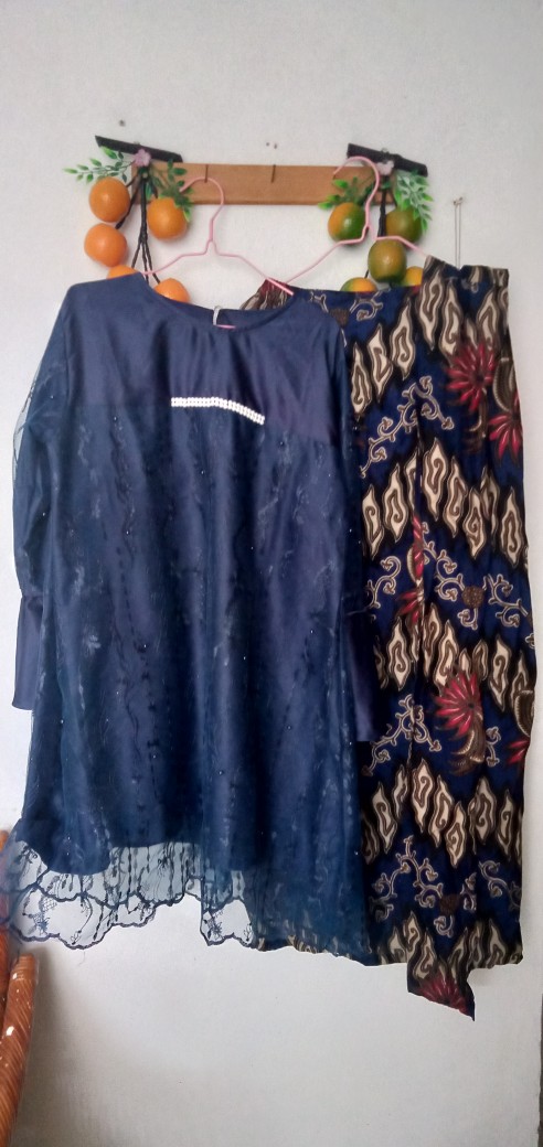 Ada Anak Cowok New Arival Couple Termurah Nayaka Batik - Couple Batik Wilona Tulle Mutiara