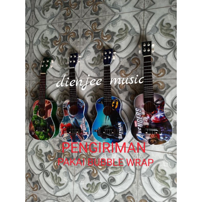 Ukulele/gitar ukulele motif karakter kartun/kentrung/kado