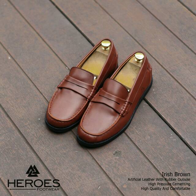 SEPATU SANTAI KULIT HEROES IRISH ORIGINAL