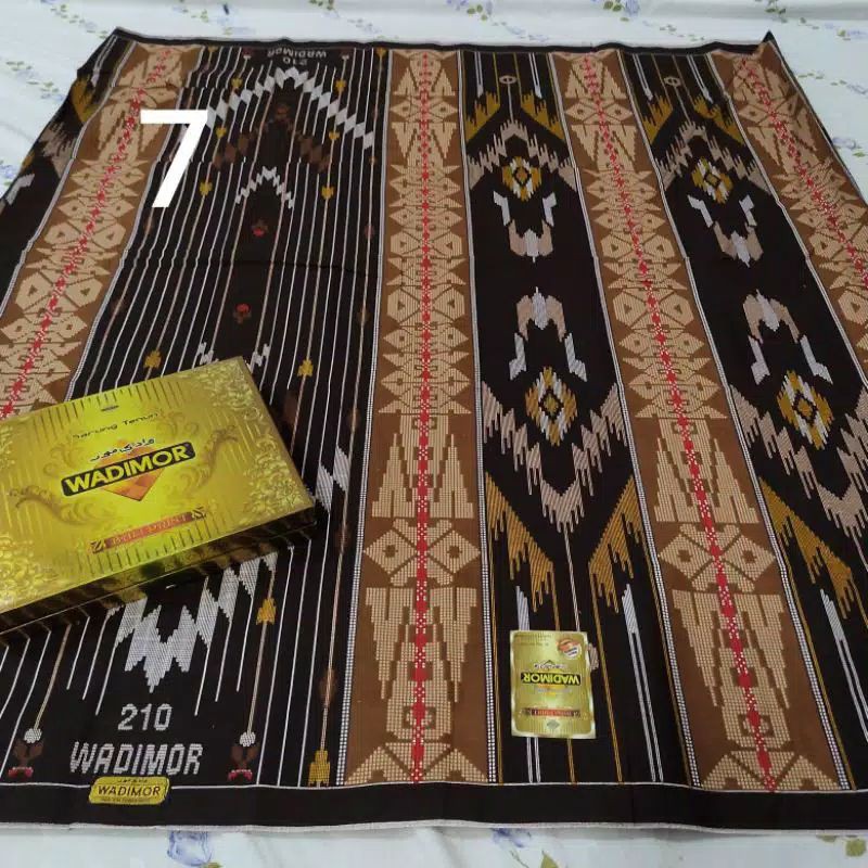 sarung wadimor bali print