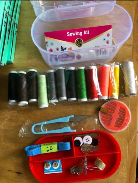 Set peralatan menjahit/sewing kit