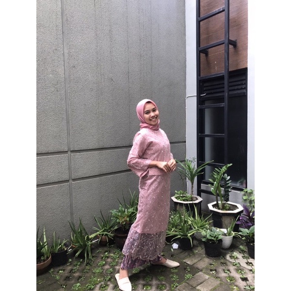 Kebaya remaja Modern Murah Bandung warna soft/kebaya murah/kebaya muslim/kebaya modern/kebaya kartin