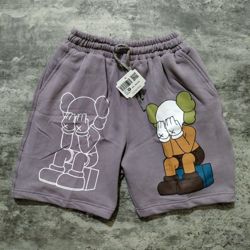 Celana Pendek Short Pants Uniqlo X Kaws Premium Quality